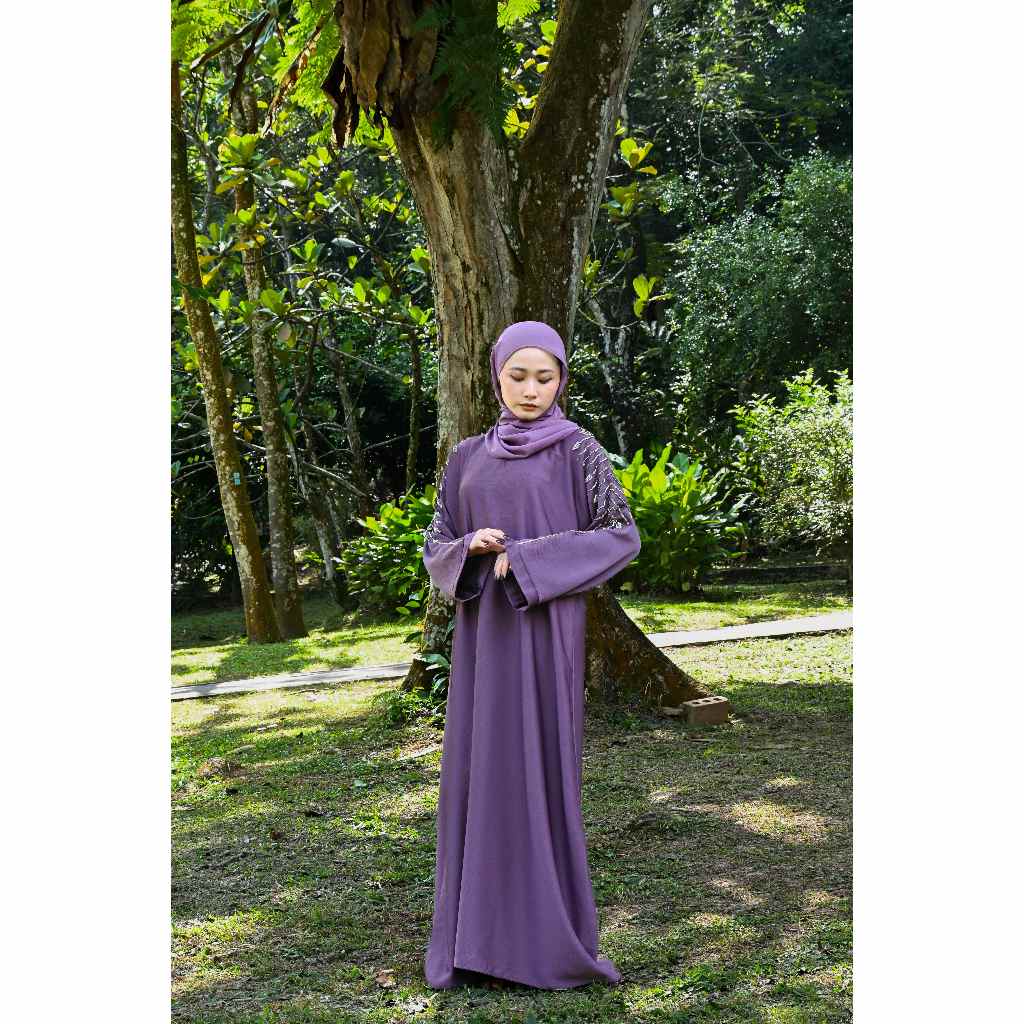 DF0004 DEFARICH Premium Dubai Abaya